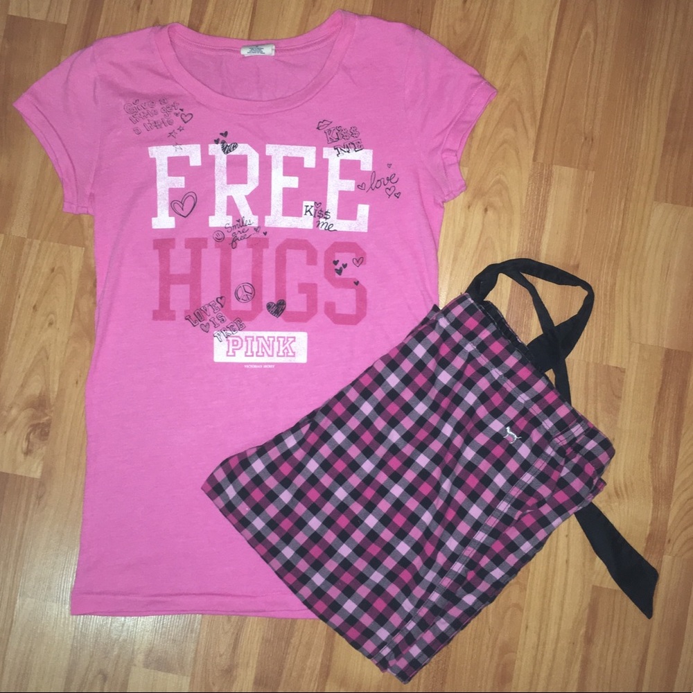 {pink victoria’s secret} ‘free hugs’ shirt